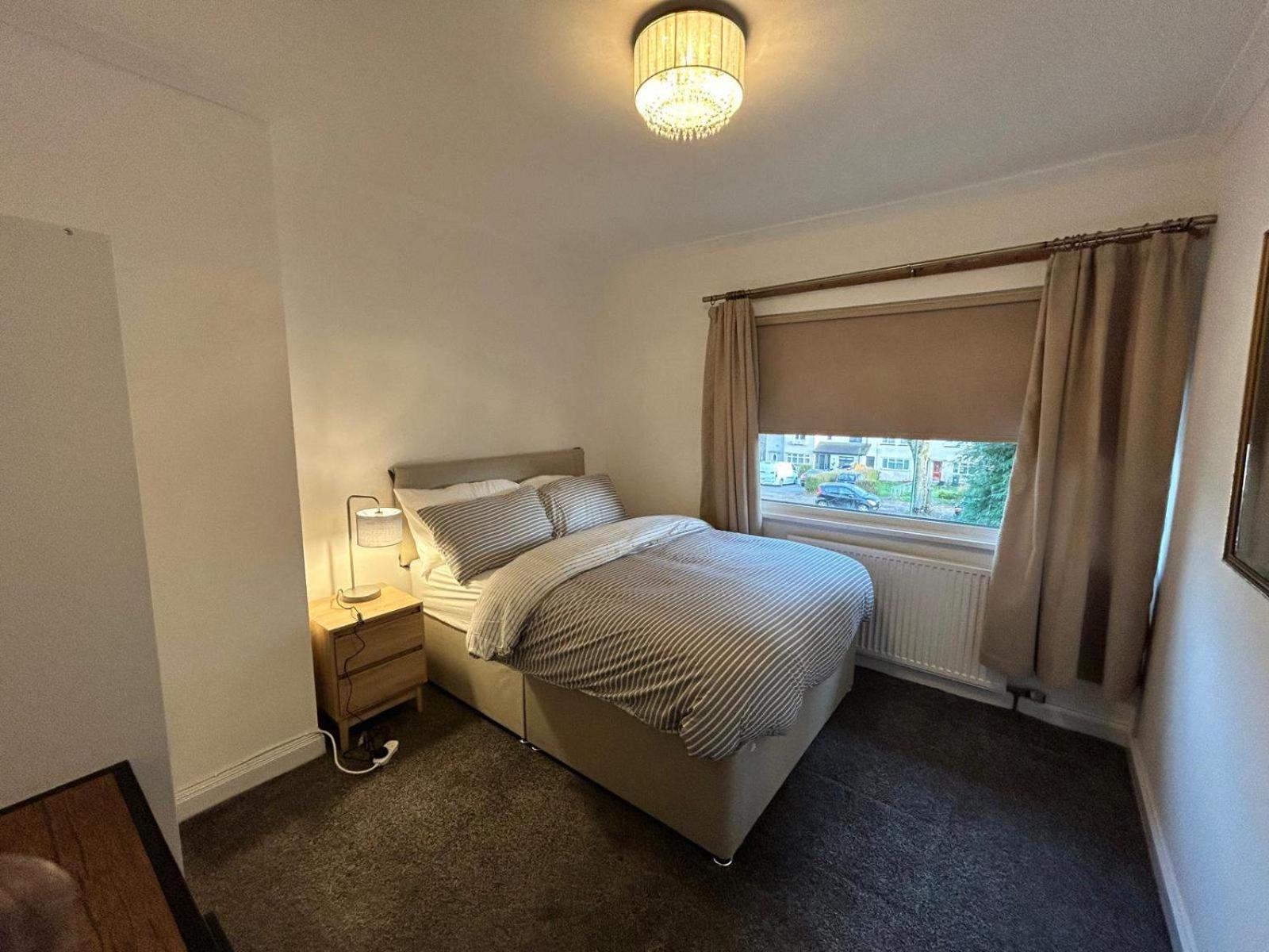 Cosy 3-bed Retreat - Garden Parking & Bbq